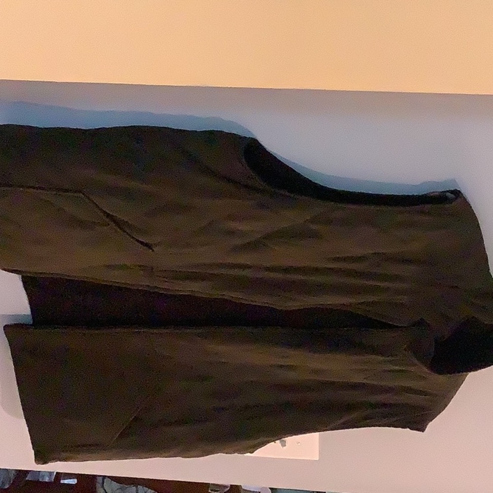 Men’s XL army green quilted vest